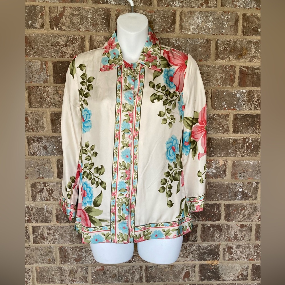 Plenty  silk floral printed blouse NWT Size Petite Small Flaw Vintage